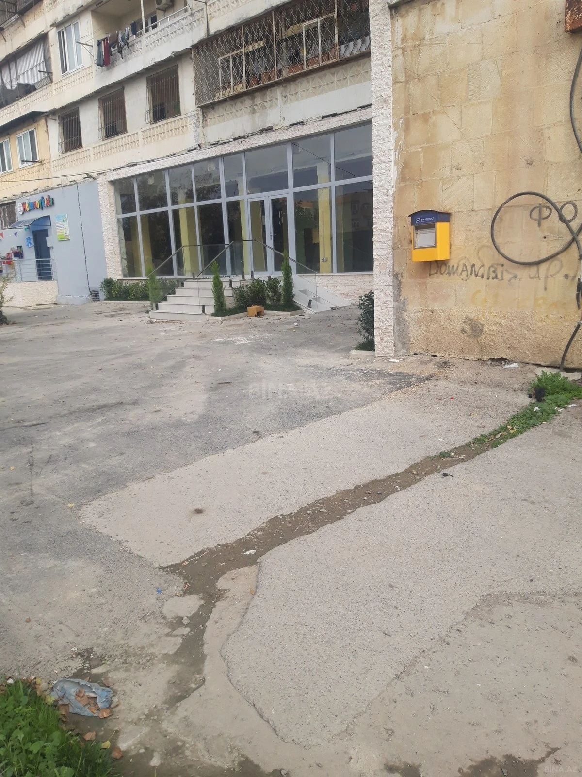 Satılır obyekt 165 m²