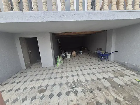 Satılır 4 otaqlı həyət evi 130 m²