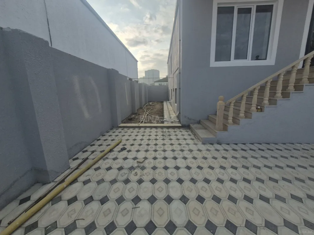 Satılır 4 otaqlı həyət evi 130 m²