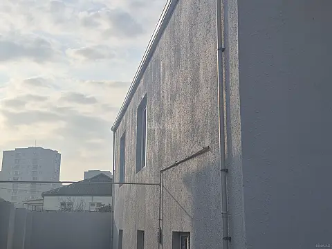 Satılır 4 otaqlı həyət evi 130 m²