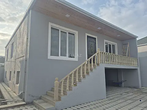 Satılır 4 otaqlı həyət evi 130 m²