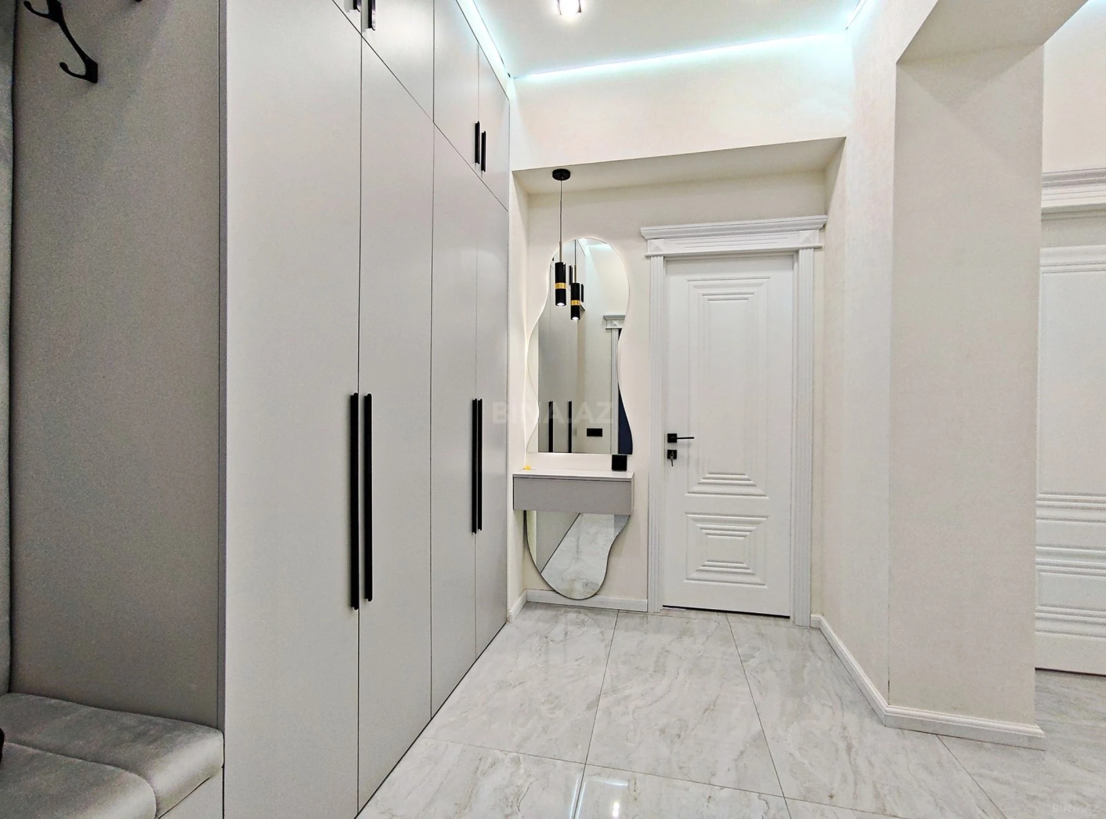 Satılır 3 otaqlı mənzil 62.1 m²