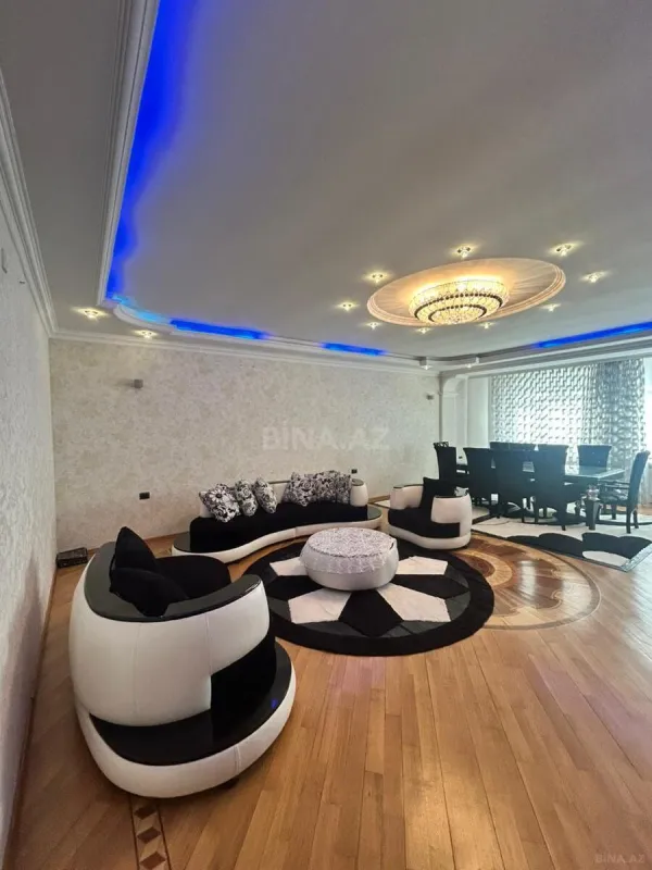Kirayə verilir 3 otaqlı mənzil 168 m²