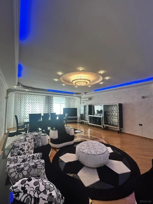 Kirayə verilir 3 otaqlı mənzil 168 m²