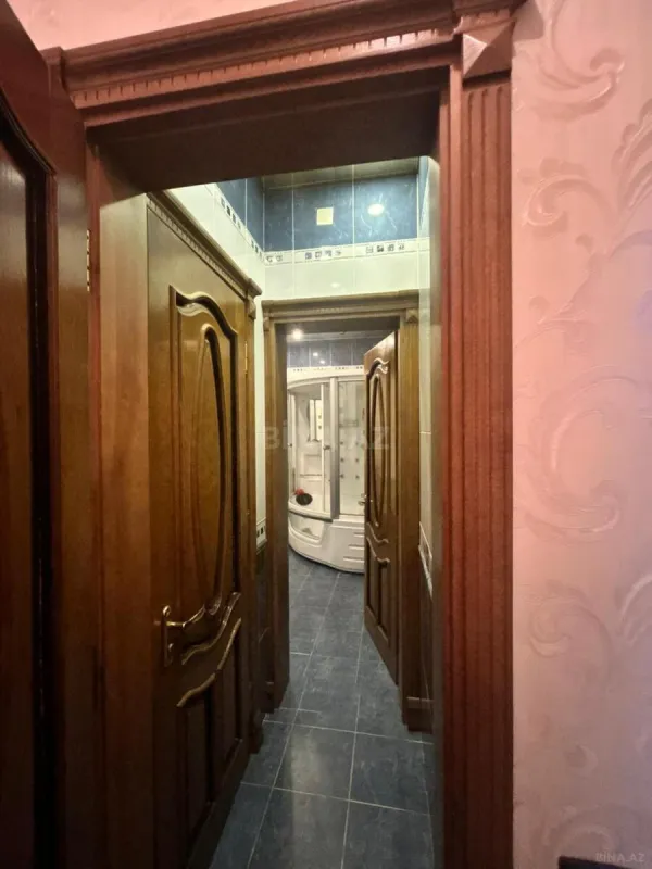 Kirayə verilir 3 otaqlı mənzil 168 m²