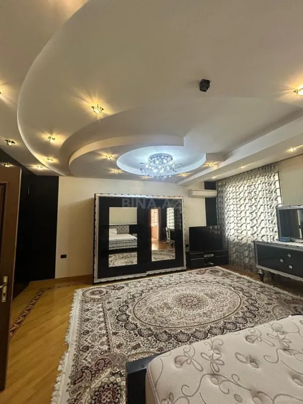 Kirayə verilir 3 otaqlı mənzil 168 m²