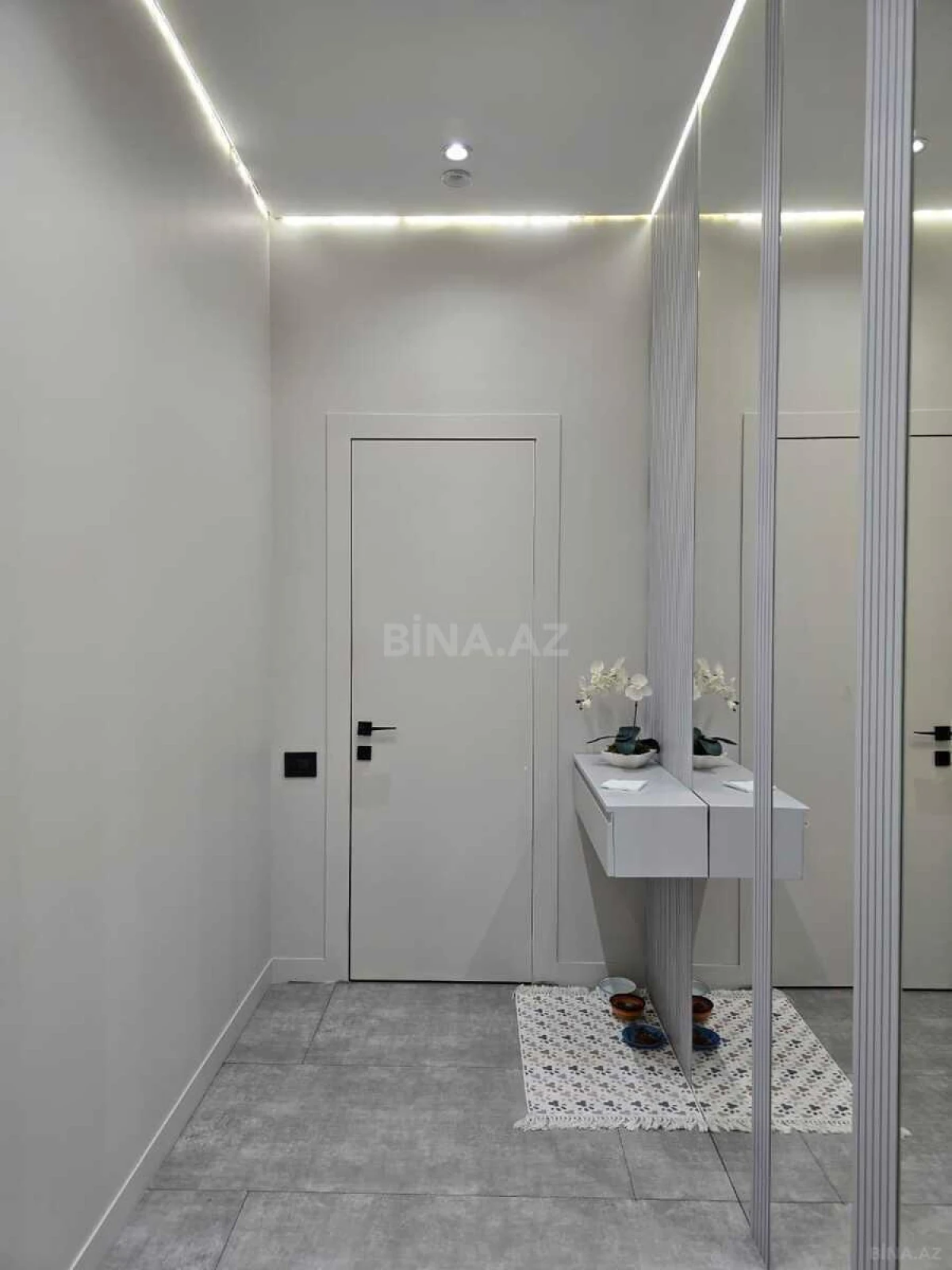 Kirayə verilir 2 otaqlı mənzil 65 m²