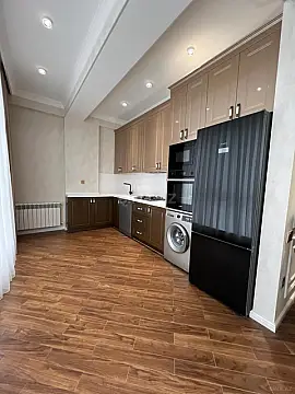 Satılır 3 otaqlı mənzil 100 m²