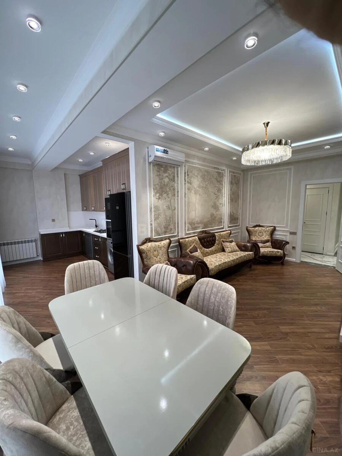 Satılır 3 otaqlı mənzil 100 m²