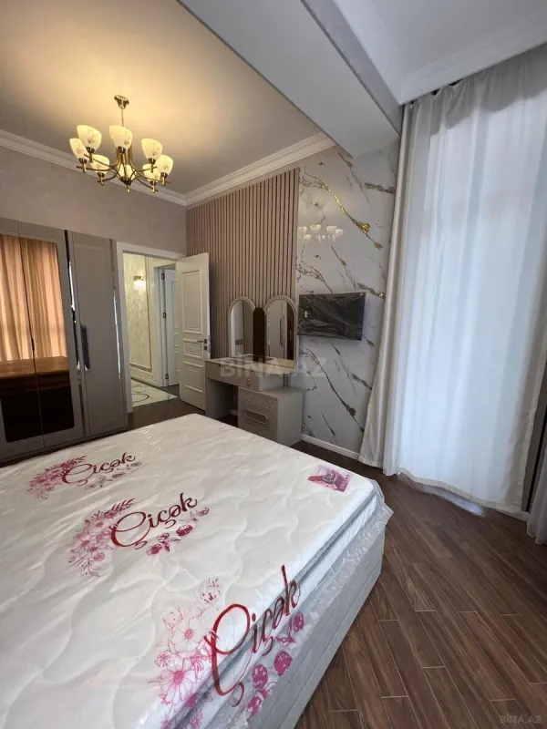 Satılır 3 otaqlı mənzil 100 m²