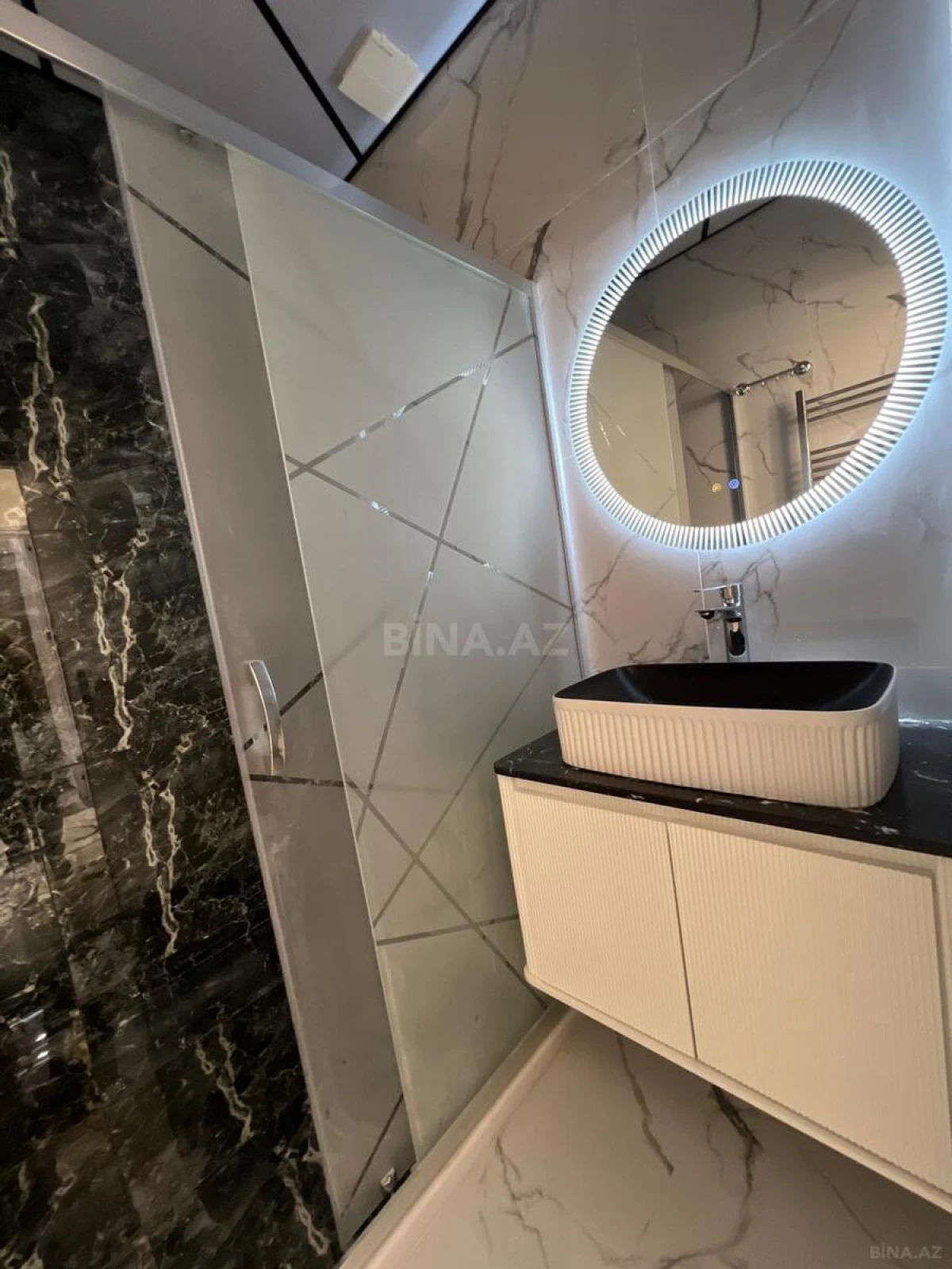 Satılır 3 otaqlı mənzil 100 m²