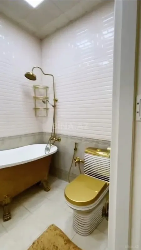 Satılır 3 otaqlı mənzil 148 m²