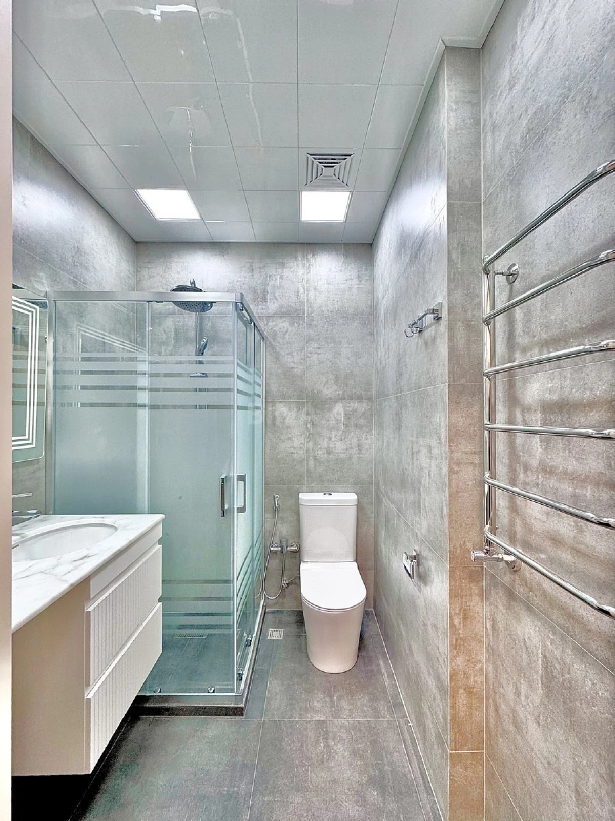 Satılır 2 otaqlı mənzil 60 m²