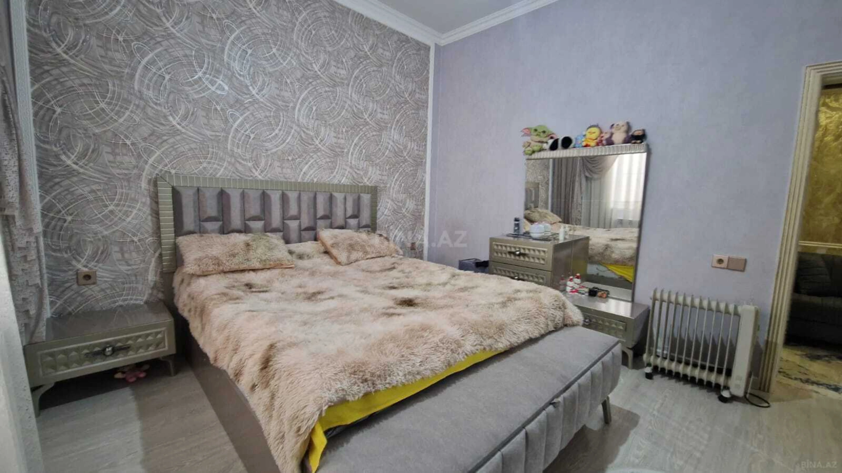 Satılır 4 otaqlı həyət evi 180 m²