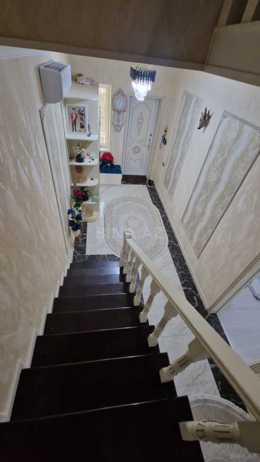 Satılır 4 otaqlı həyət evi 180 m²