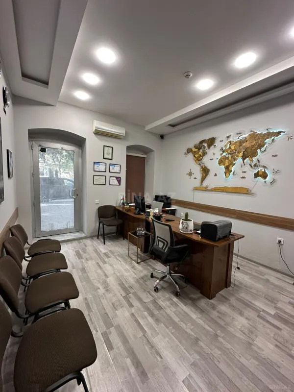 Satılır 2 otaqlı ofis 40 m²