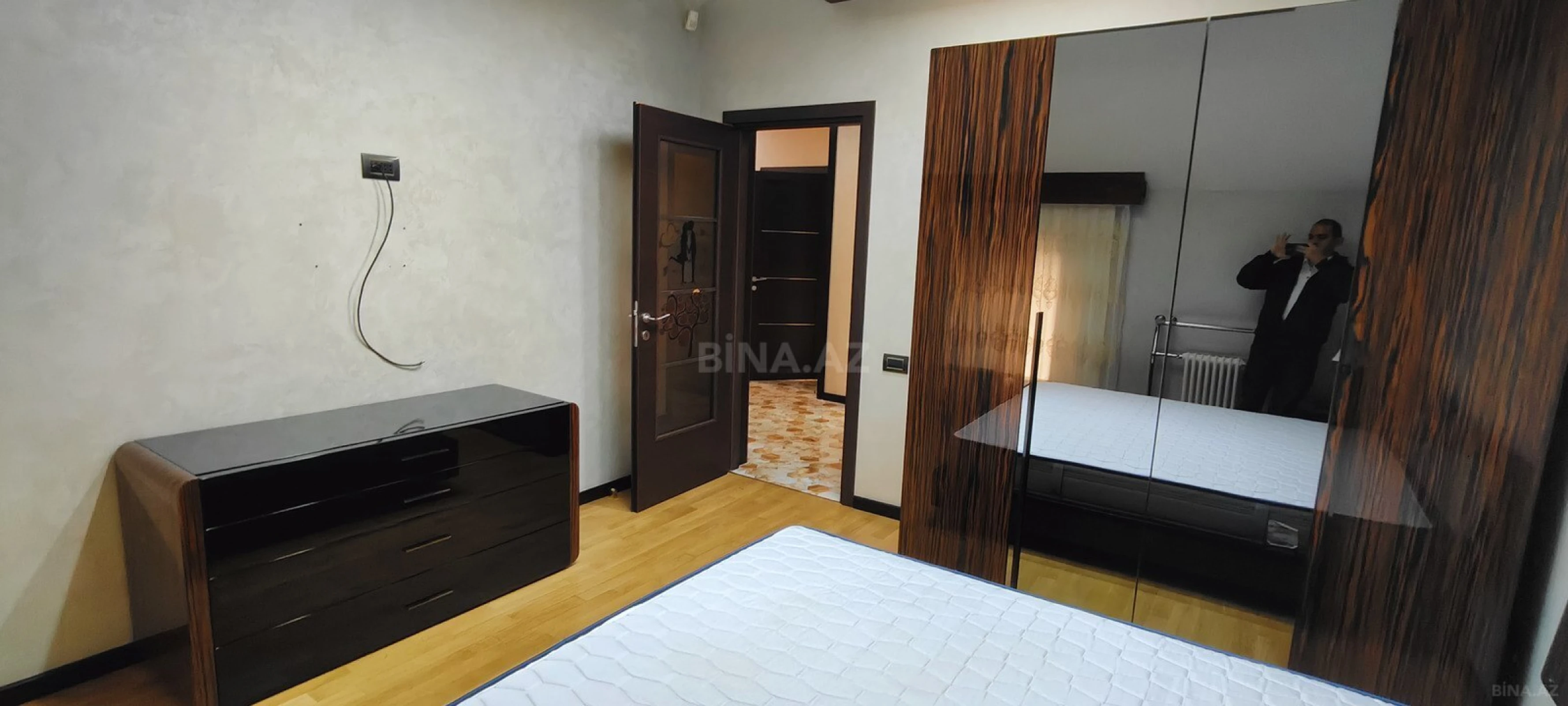 Kirayə verilir 6 otaqlı həyət evi 250 m²
