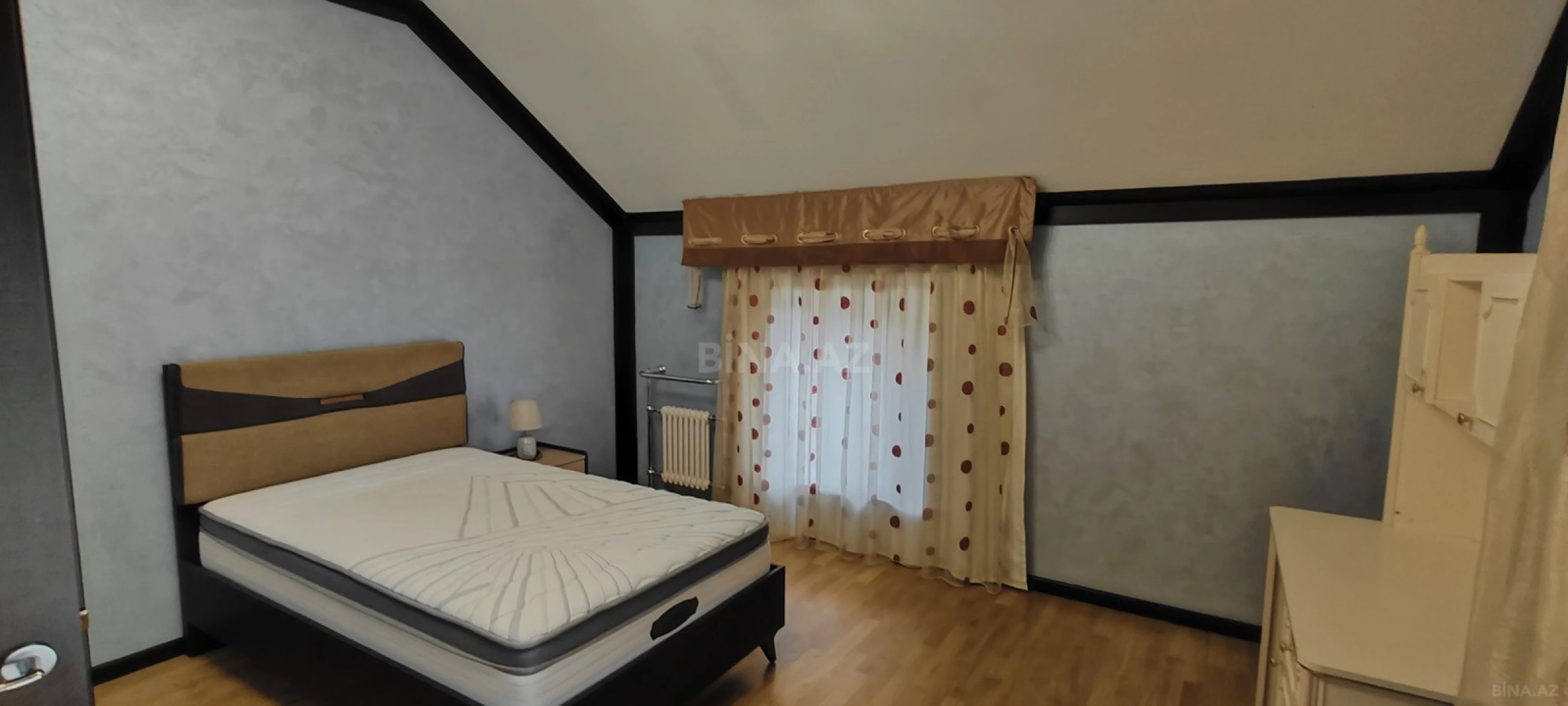 Kirayə verilir 6 otaqlı həyət evi 250 m²