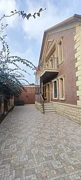 Kirayə verilir 6 otaqlı həyət evi 250 m²