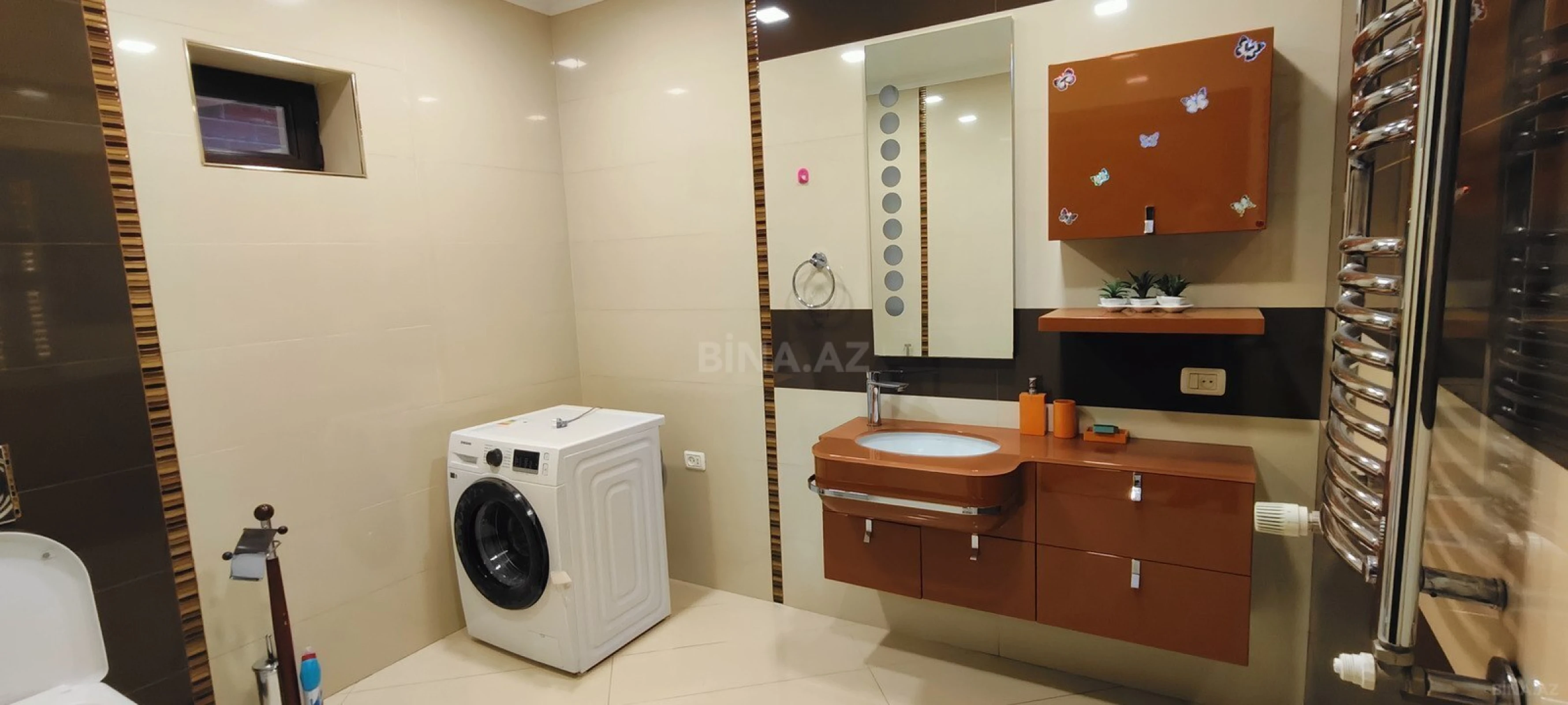 Kirayə verilir 6 otaqlı həyət evi 250 m²