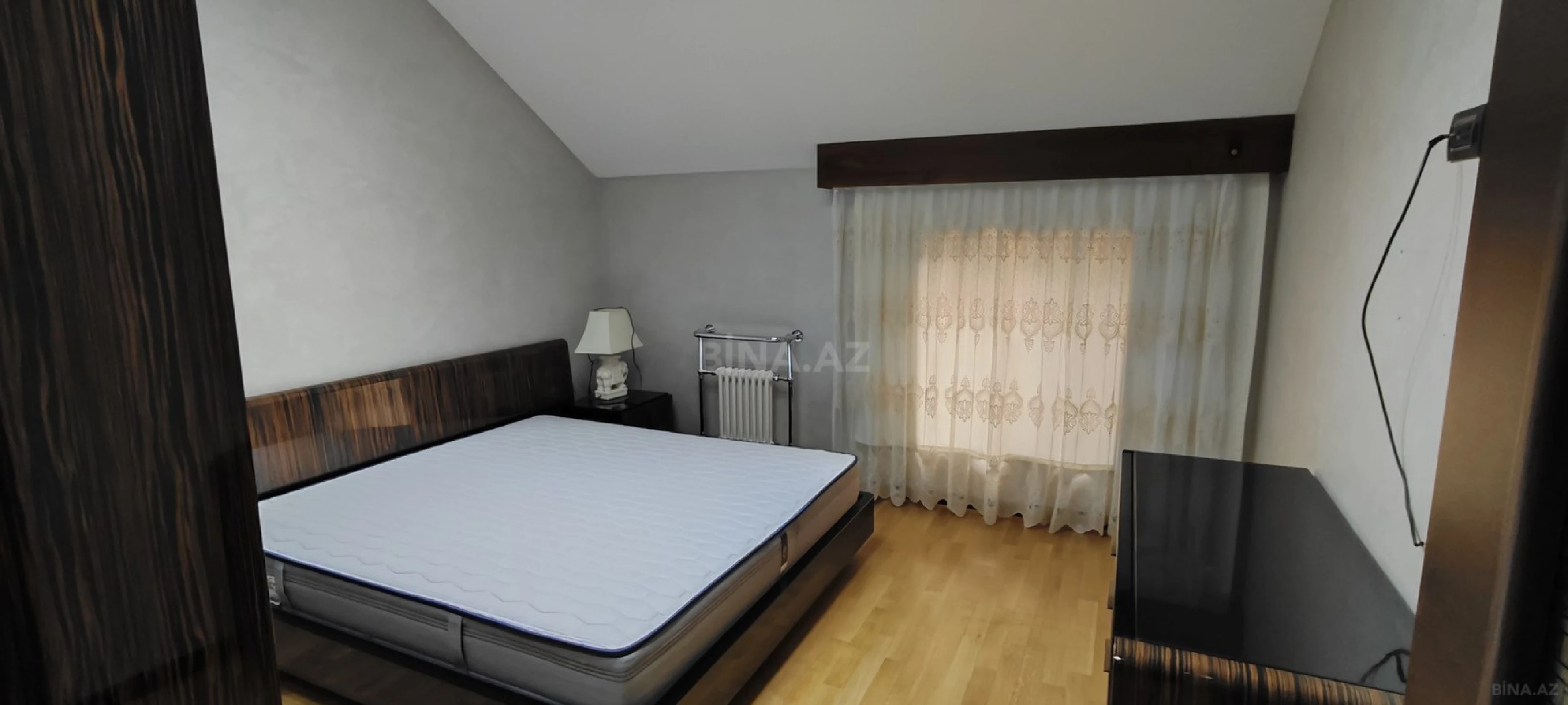 Kirayə verilir 6 otaqlı həyət evi 250 m²