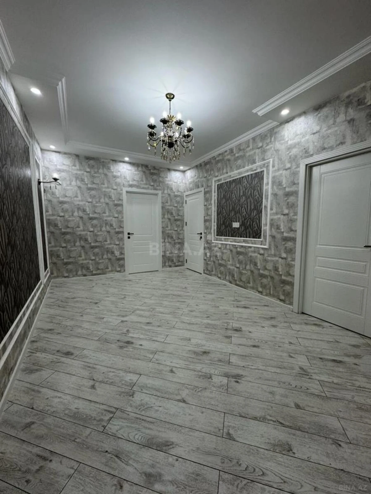 Satılır 2 otaqlı mənzil 55 m²