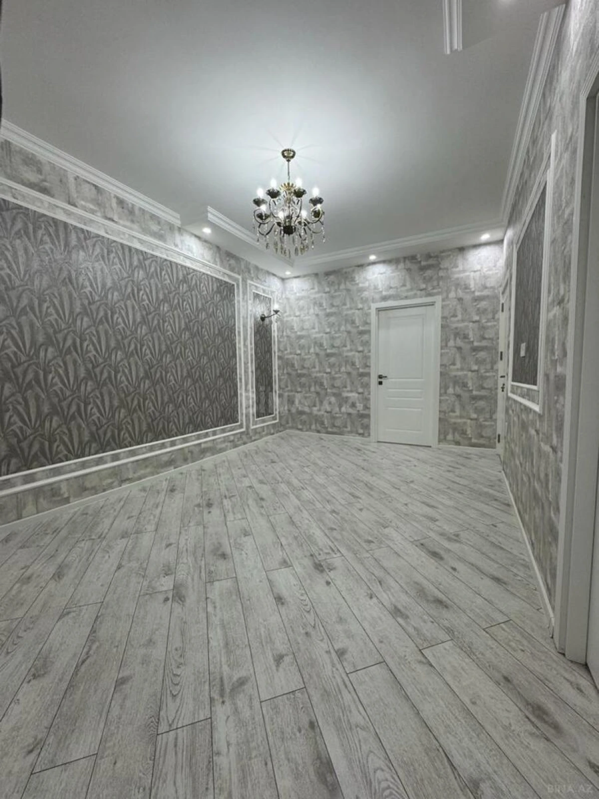 Satılır 2 otaqlı mənzil 55 m²