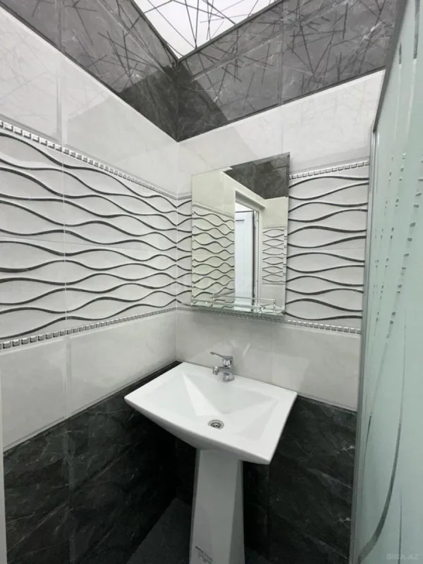 Satılır 2 otaqlı mənzil 55 m²