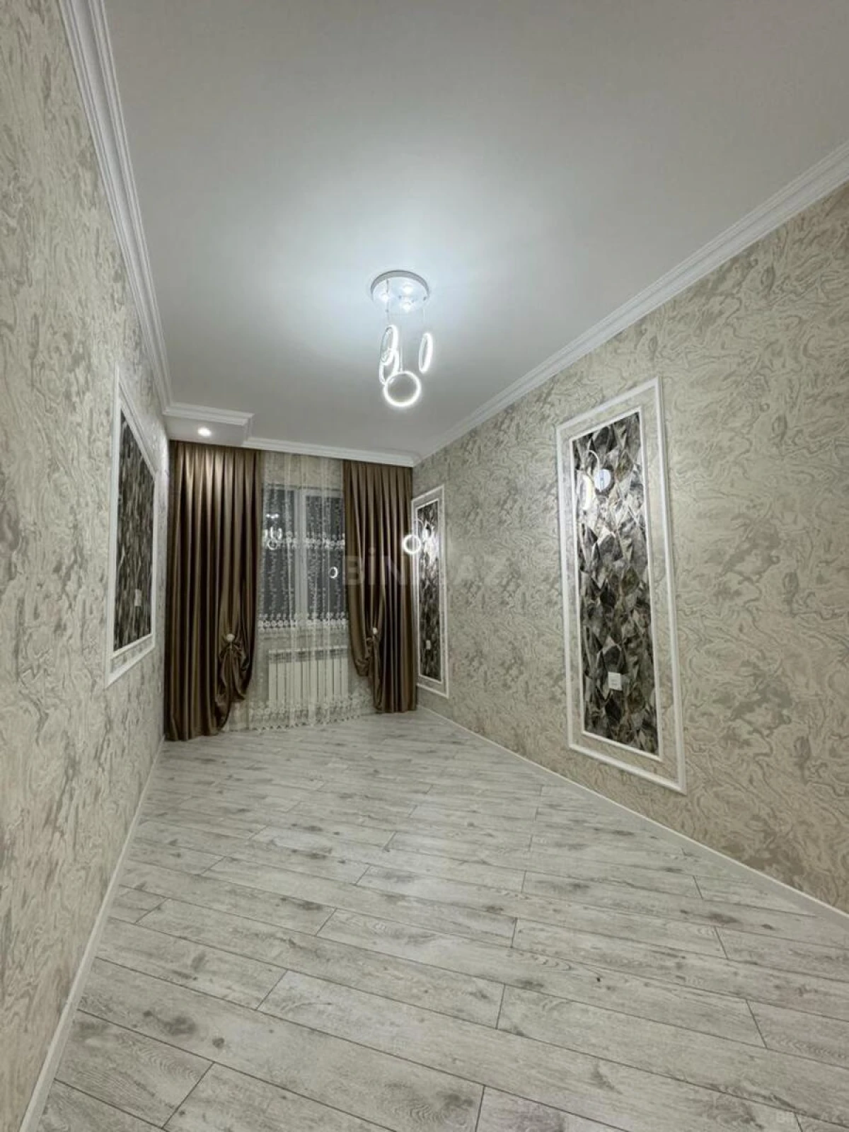 Satılır 2 otaqlı mənzil 55 m²