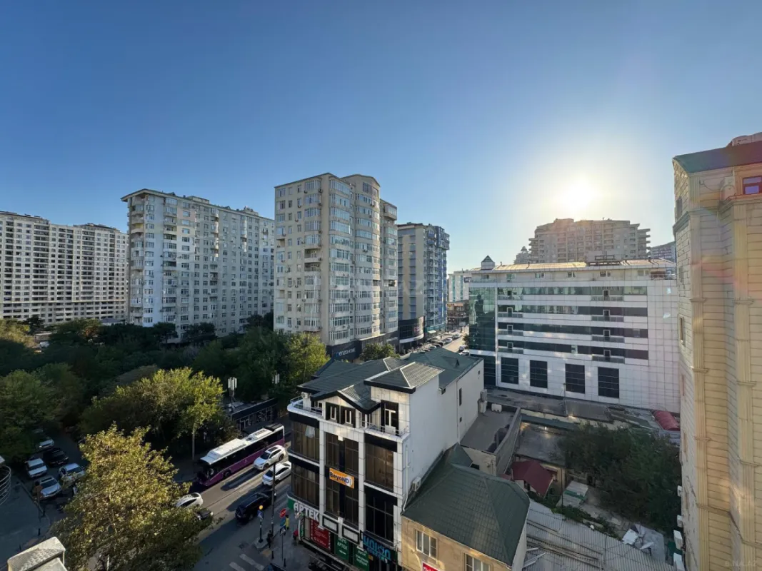 Satılır 2 otaqlı mənzil 60 m²