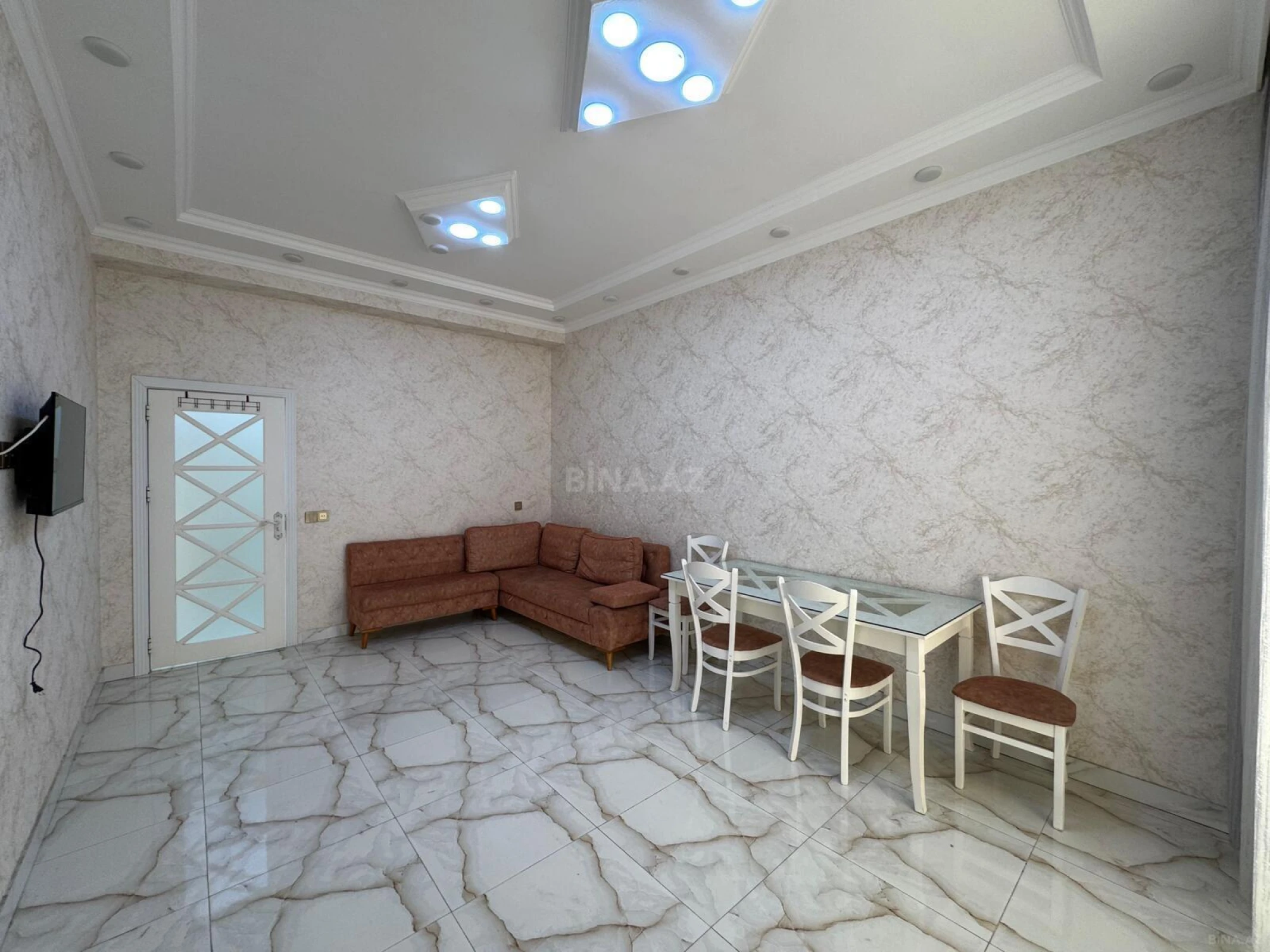 Satılır 2 otaqlı mənzil 60 m²