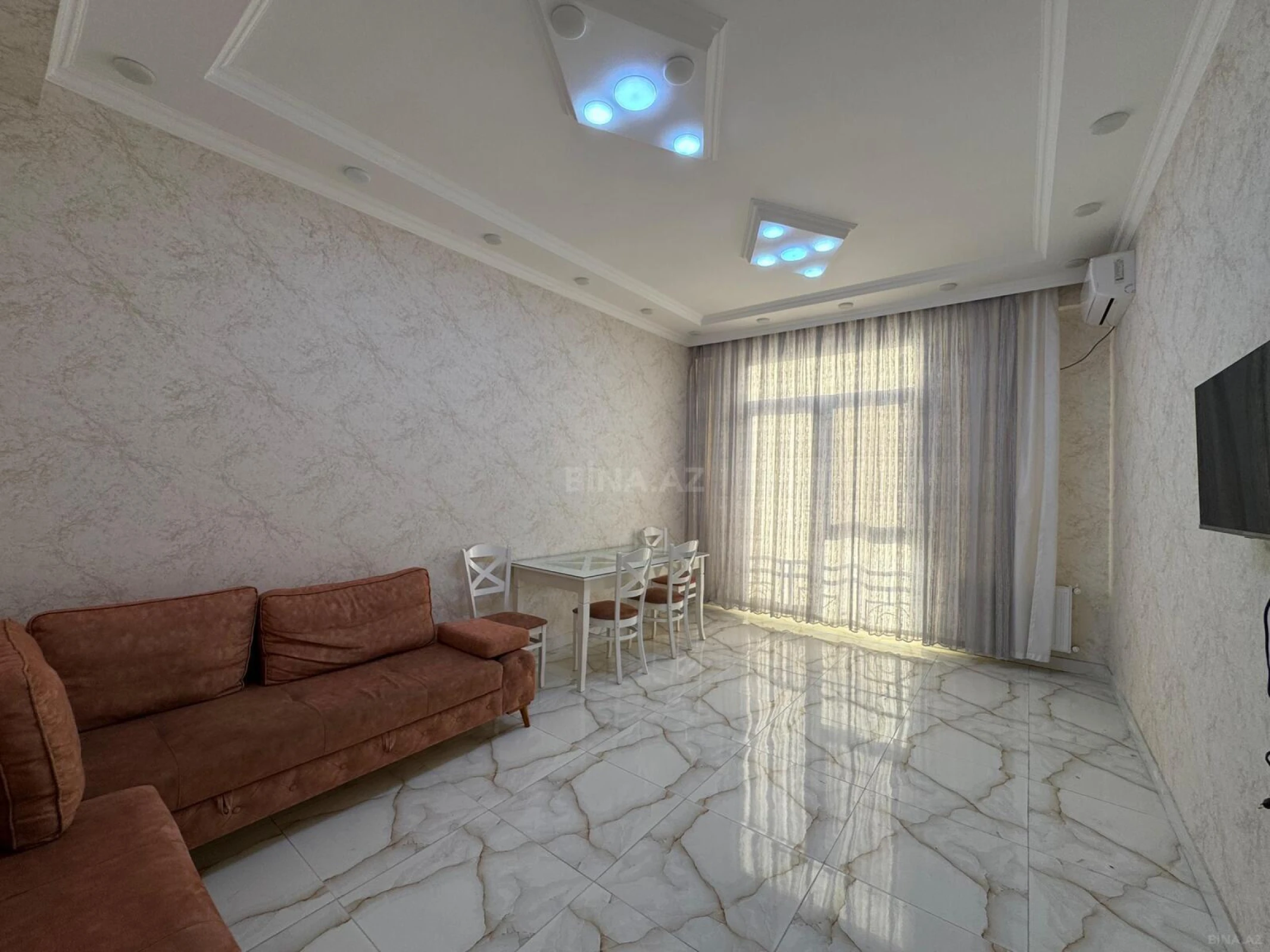 Satılır 2 otaqlı mənzil 60 m²