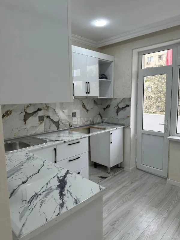 Satılır 3 otaqlı mənzil 80 m²