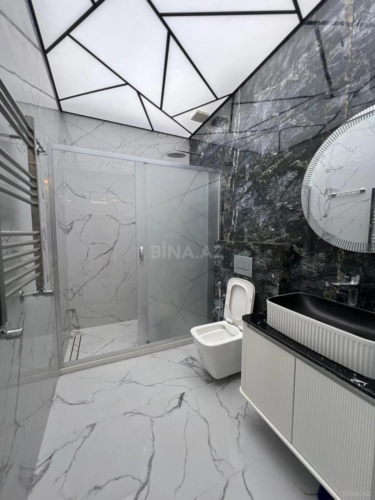 Satılır 3 otaqlı mənzil 98.8 m²