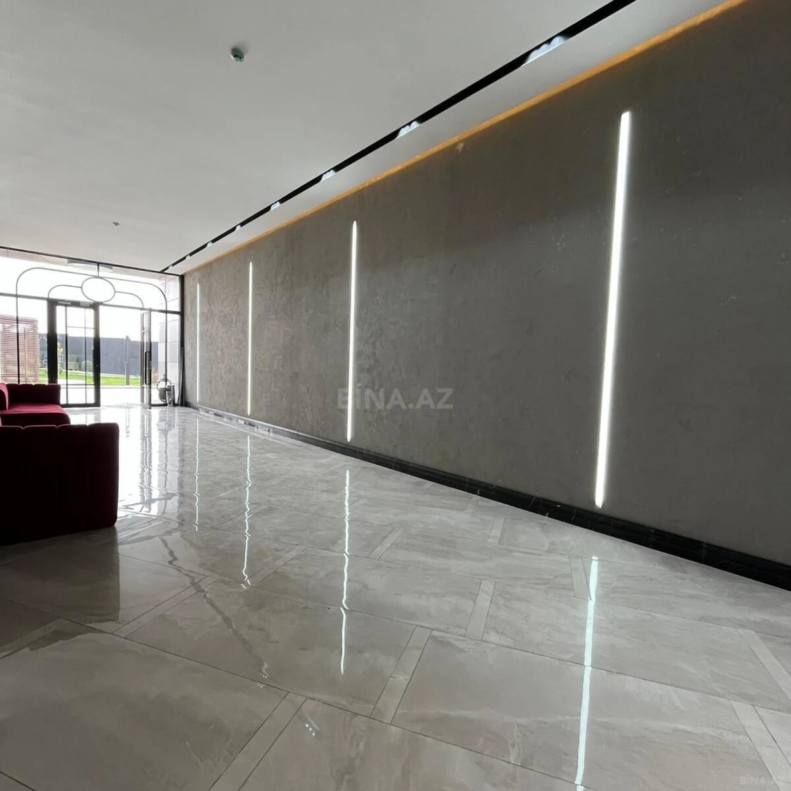 Satılır 3 otaqlı mənzil 98.8 m²