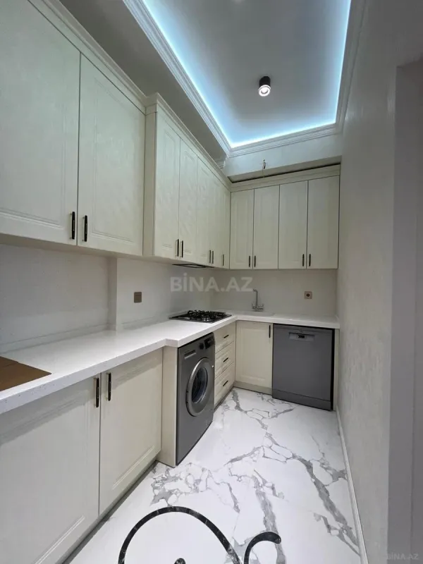Satılır 3 otaqlı mənzil 98.8 m²