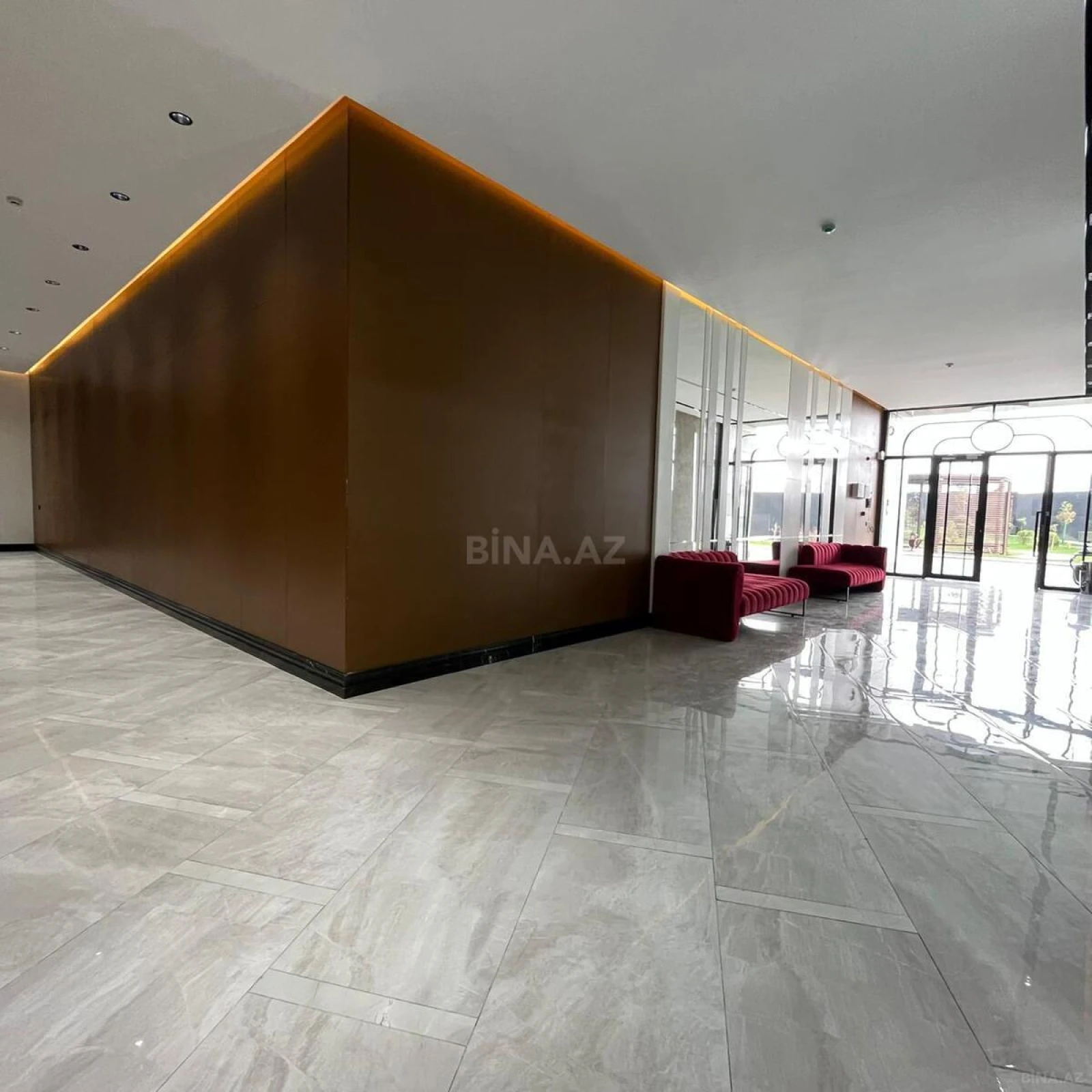 Satılır 3 otaqlı mənzil 98.8 m²