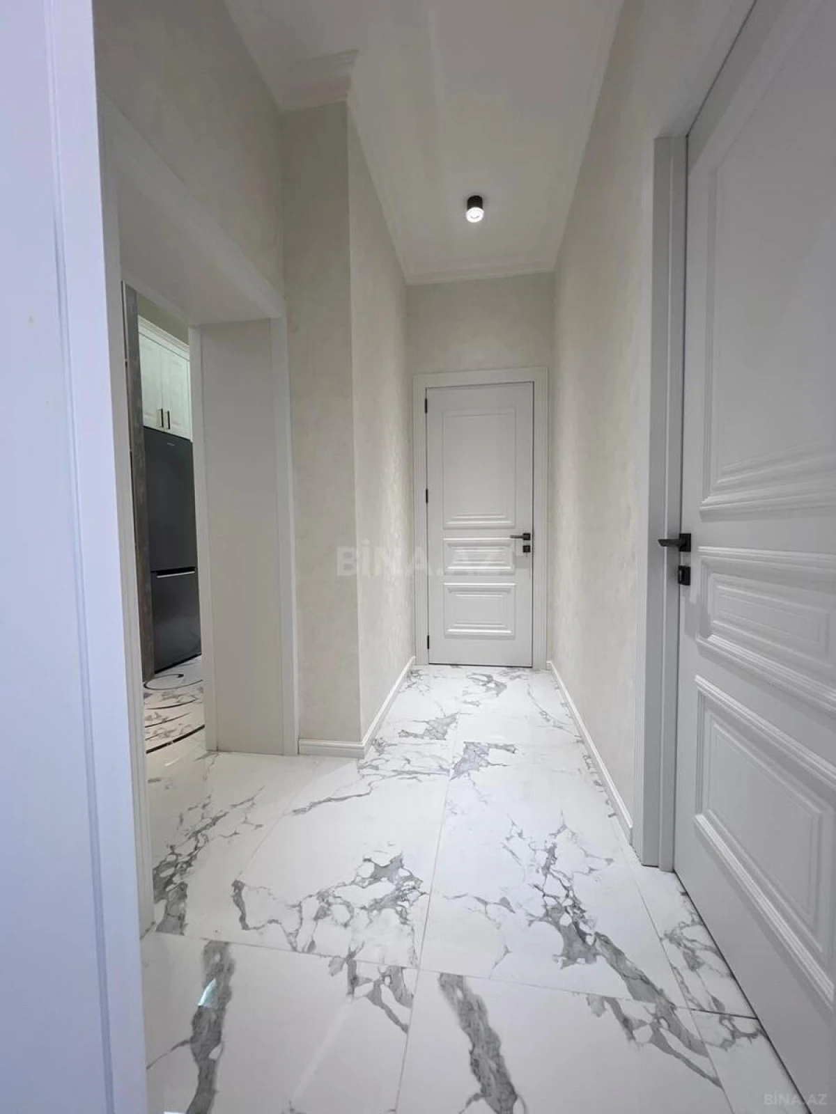 Satılır 3 otaqlı mənzil 98.8 m²