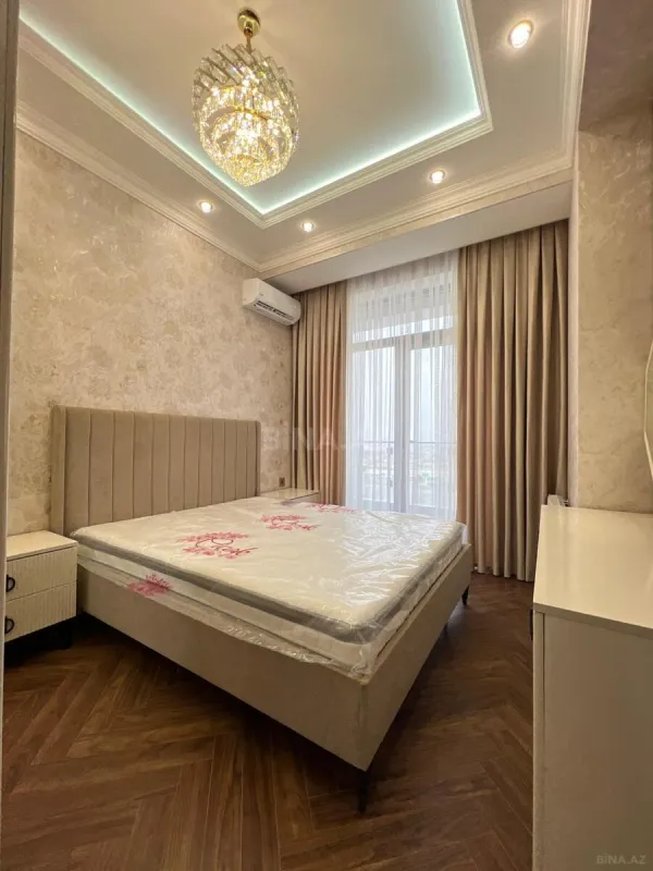 Satılır 3 otaqlı mənzil 98.8 m²
