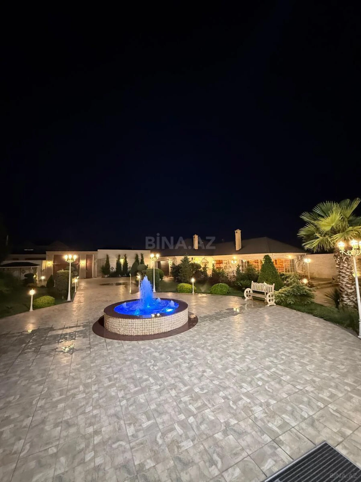 Satılır 7 otaqlı həyət evi 760 m²