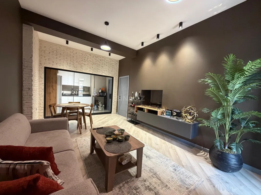 Satılır 2 otaqlı mənzil 65 m²