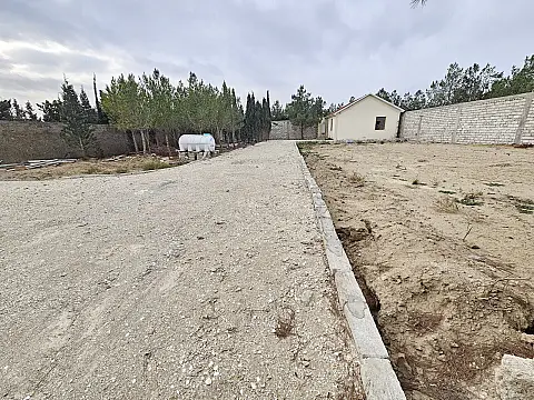 Satılır torpaq sahəsi 13 m²