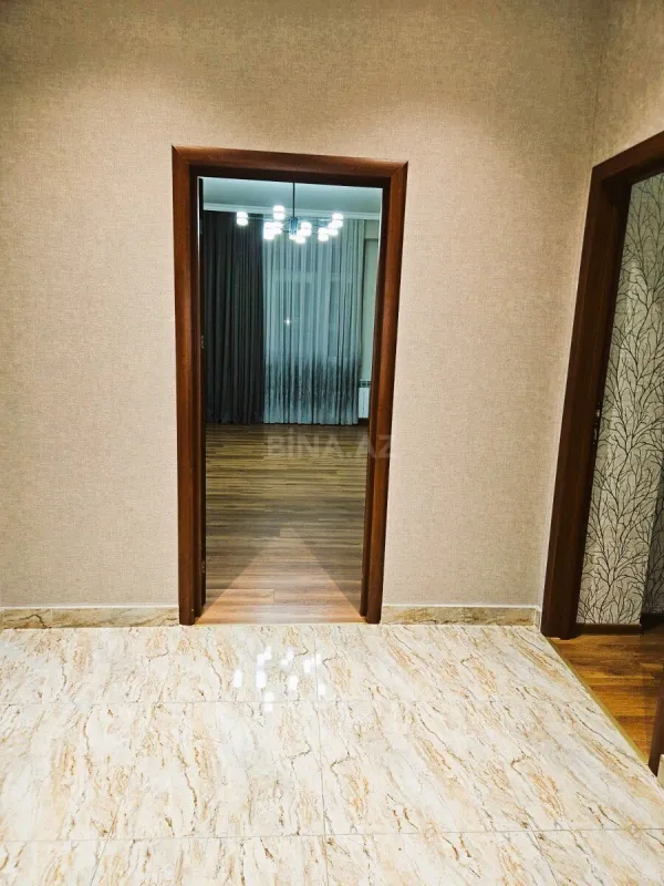 Satılır 2 otaqlı mənzil 100 m²