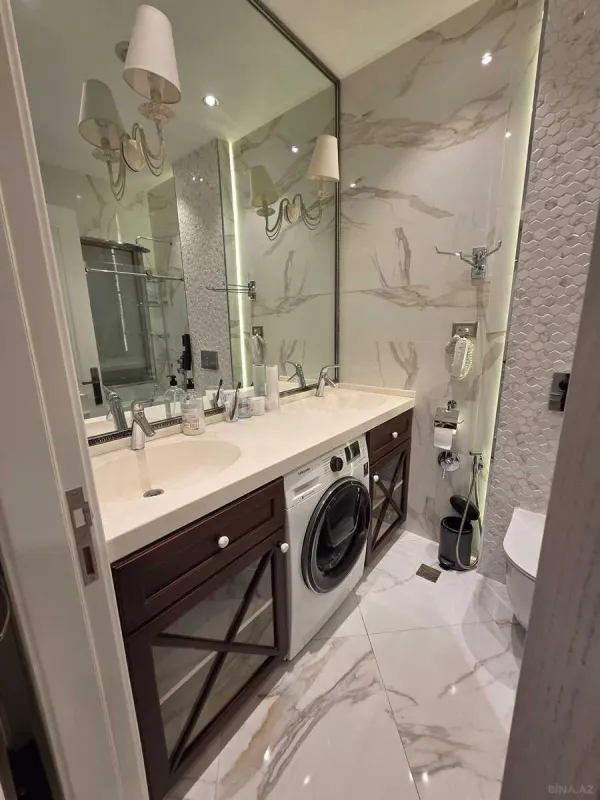 Kirayə verilir 3 otaqlı mənzil 111 m²