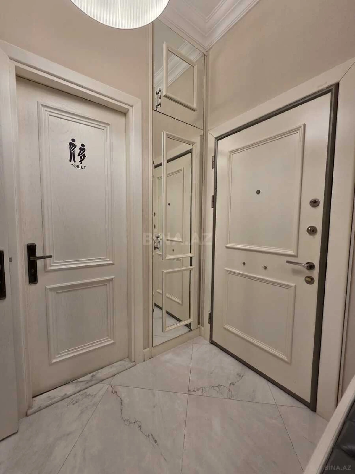 Kirayə verilir 3 otaqlı mənzil 111 m²