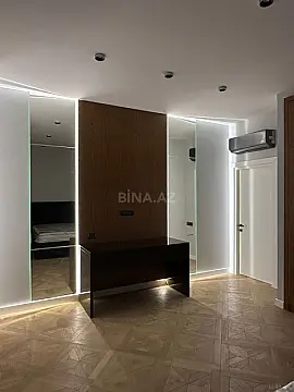 Satılır 3 otaqlı mənzil 128 m²