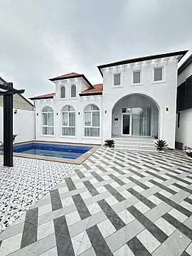 Satılır 4 otaqlı həyət evi 135 m²
