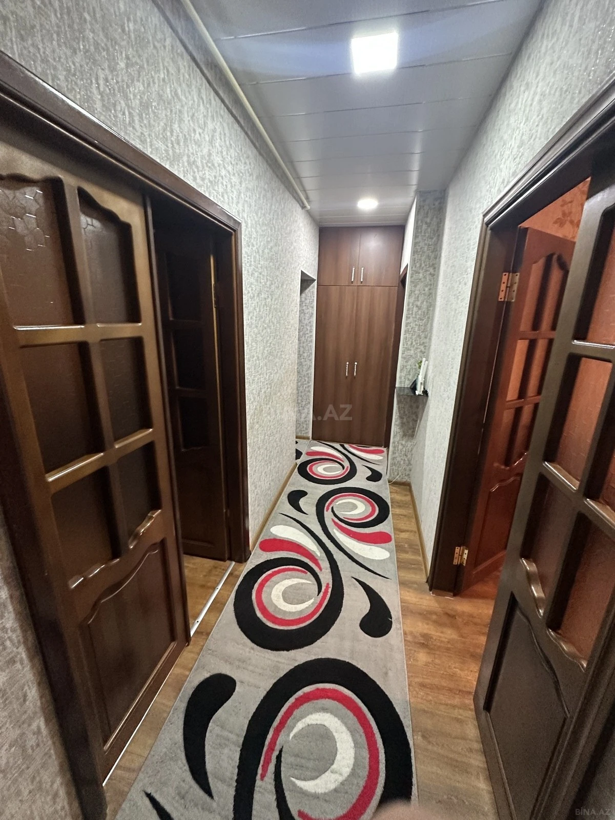Satılır 4 otaqlı mənzil 91 m²