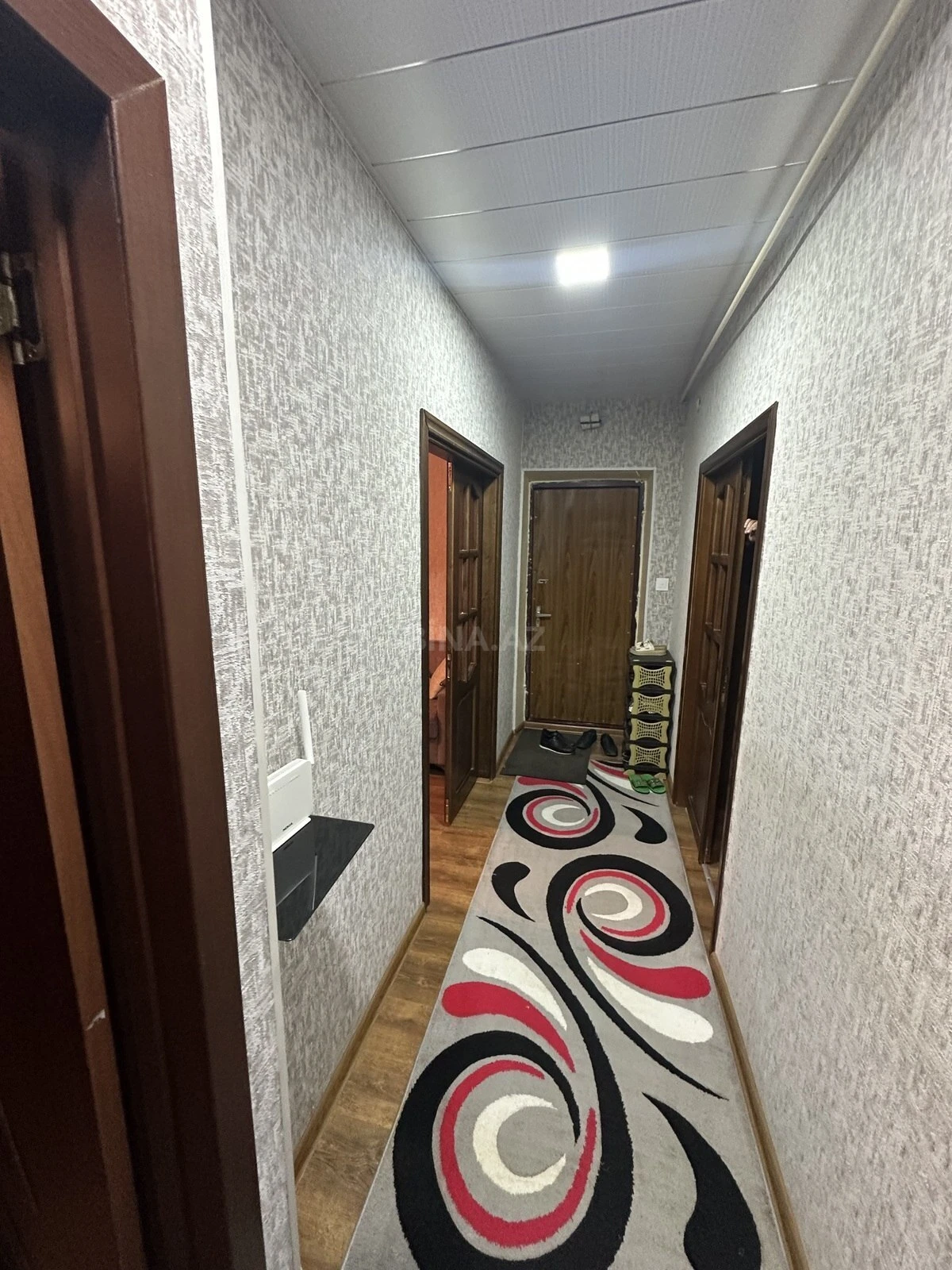 Satılır 4 otaqlı mənzil 91 m²