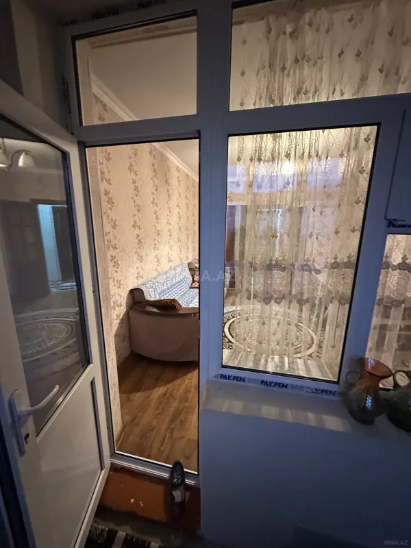 Satılır 4 otaqlı mənzil 91 m²
